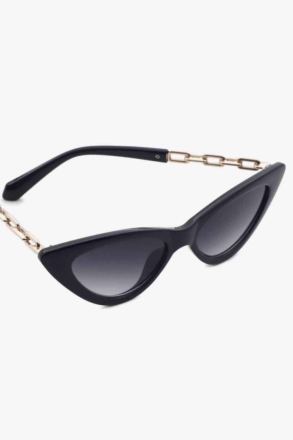 Heart Chain Detail Sunglasses